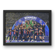 Affiche PSG - Vainqueur Ligue des Champions 2025 – Affiche encadrée personnalisée - Cadre Perso