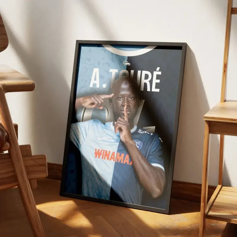 Affiche Abdoulaye Touré - Le Havre | Le Milieu de Terrain Déterminé – Affiche encadrée personnalisée - Cadre Perso