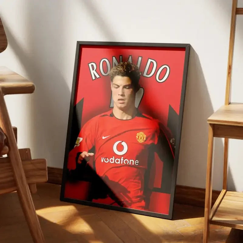 Affiche Cristiano Ronaldo - Manchester United 2003 | L'ascension d'une légende – Affiche encadrée personnalisée - Cadre Perso