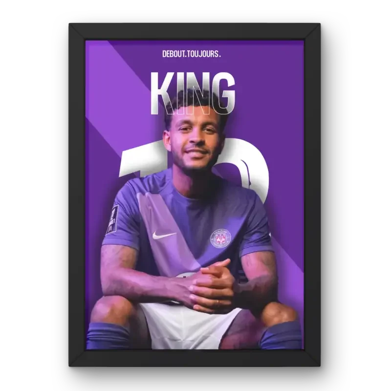 Affiche Joshua King - L'Attaquant du Toulouse FC – Affiche encadrée personnalisée - Cadre Perso