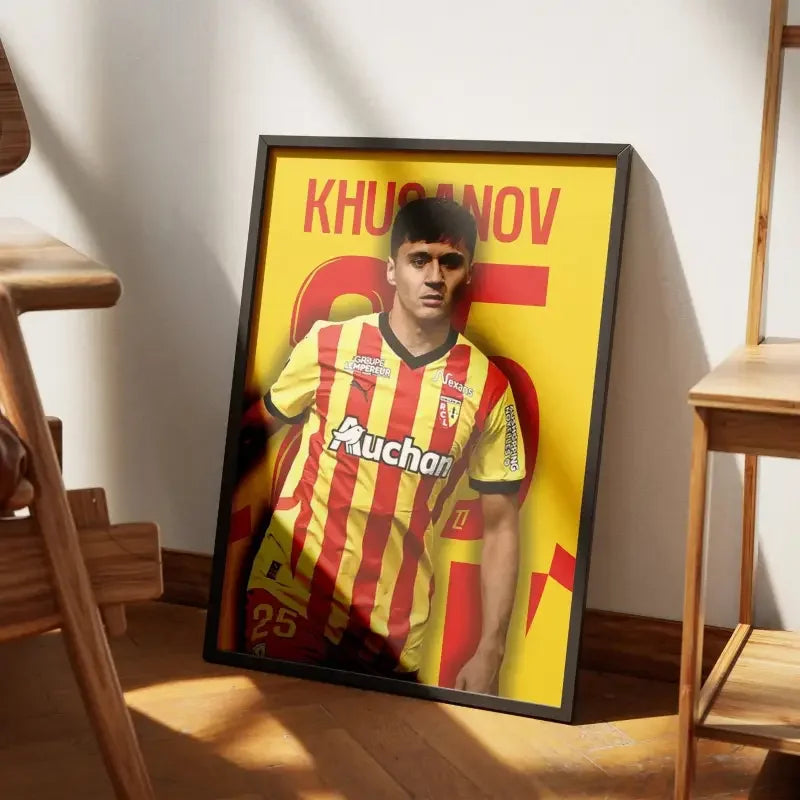 Affiche Khusanov - L'Étoile Montante du RC Lens – Affiche encadrée personnalisée - Cadre Perso